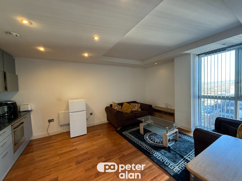 Property photo 1 of 6 Front