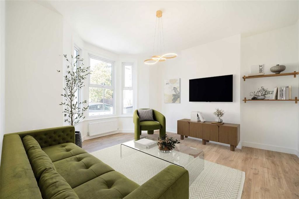 Property photo 3 of 12