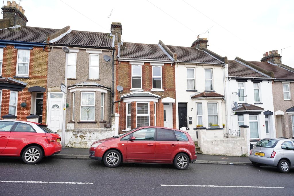 Property photo 2 of 9 Photo