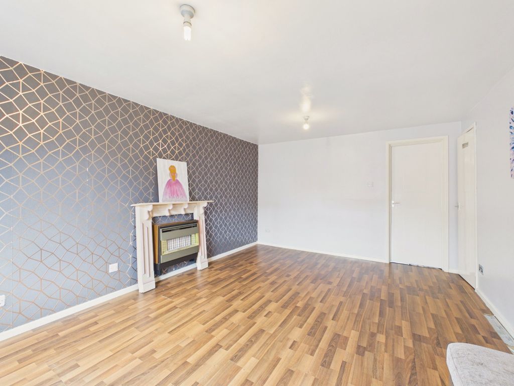 Property photo 3 of 14 5533125