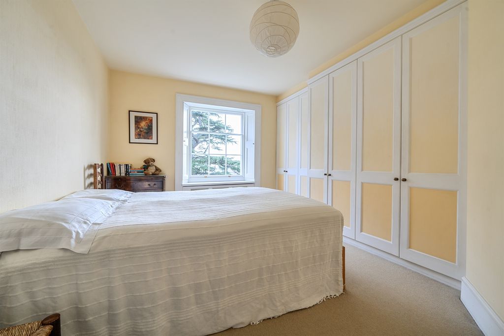 Additional image 7 of 3 bed flat for saleForty Hill, Enfield EN2