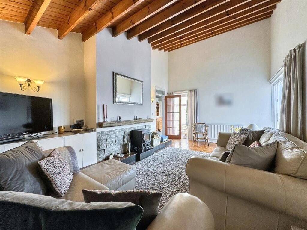 Property photo 3 of 30 4847104