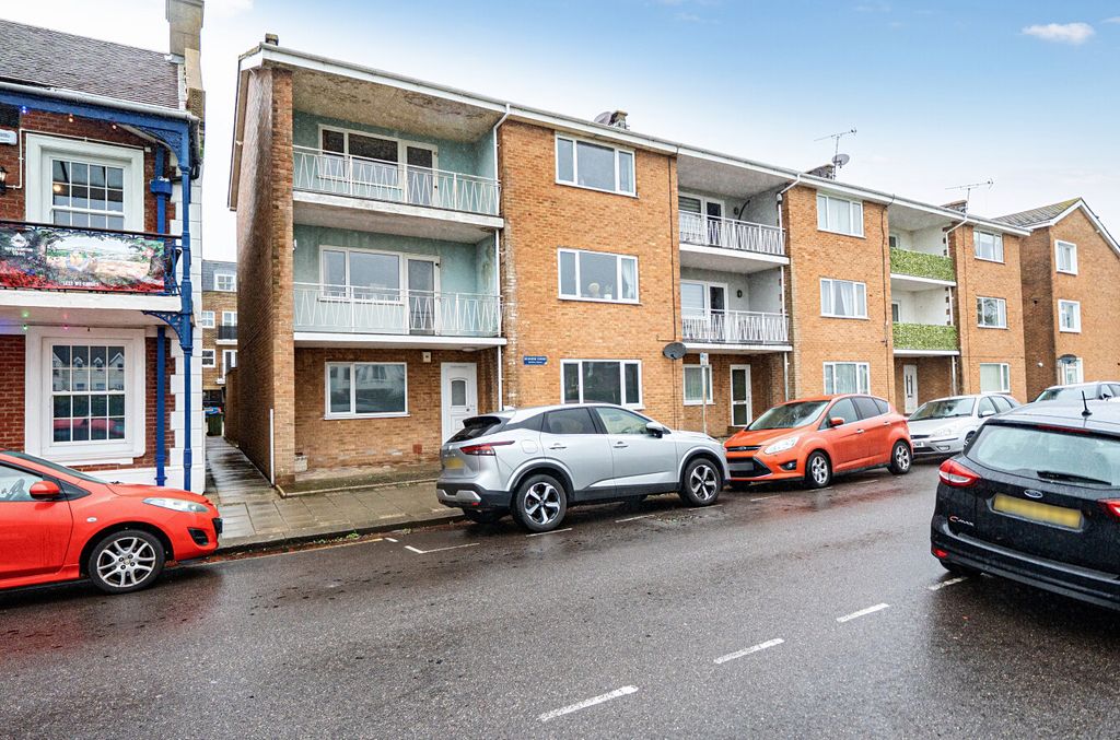 Property photo 1 of 11 30-6Acf9F5c4Cb7d-...