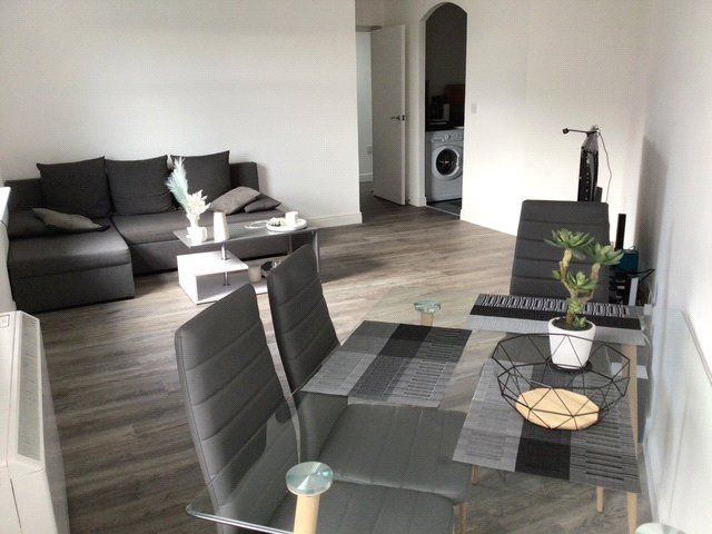 Property photo 3 of 12 Picture 3