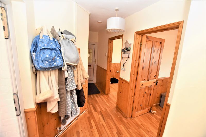 Property photo 2 of 11 Photo 2