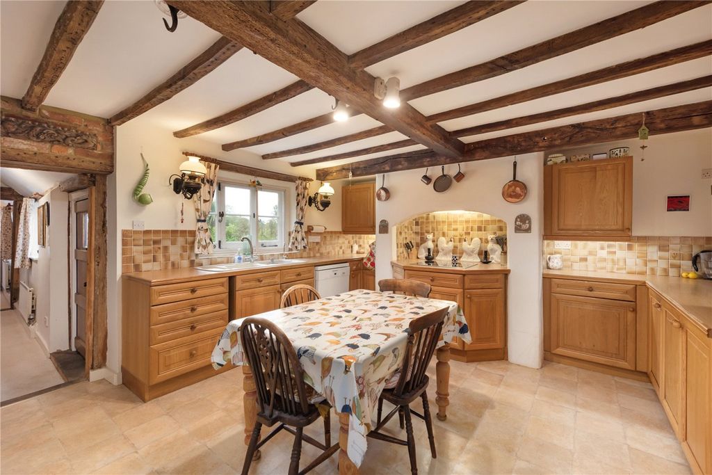 Property photo 3 of 35 Picture No. 22