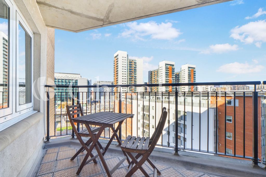 Property photo 3 of 22 Balcony