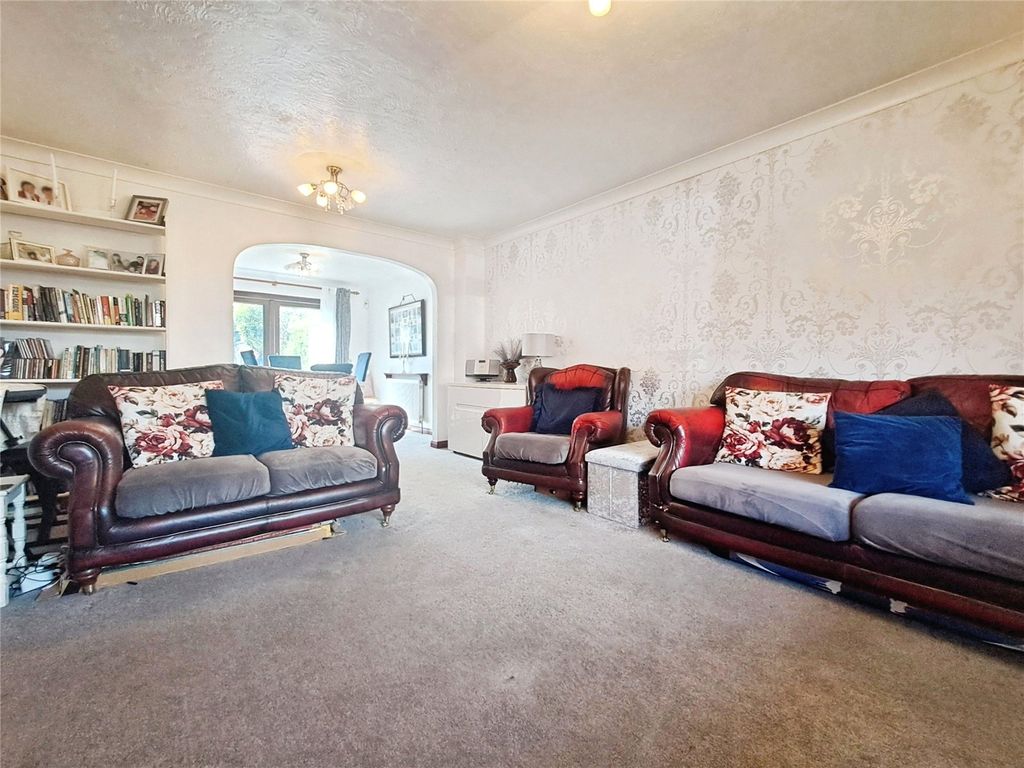 Property photo 3 of 19 Picture No. 05