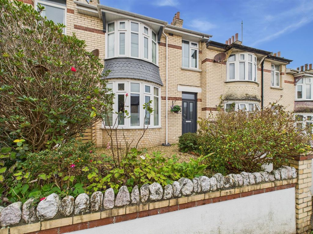 Property photo 1 of 14 Front