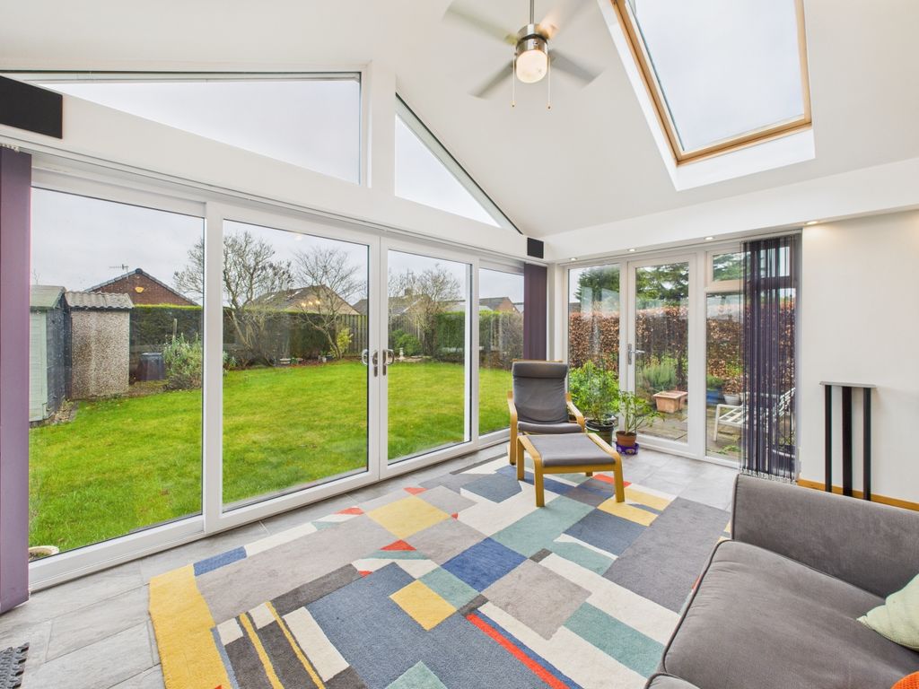 Property photo 3 of 35 Cam04789G0-Pr0021-Still027