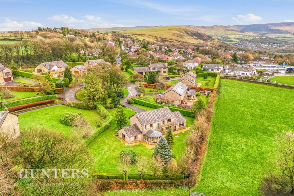 Property photo 2 of 60 Overhead