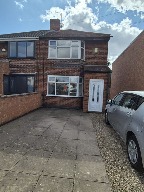 Property photo 1 of 8 Frontage