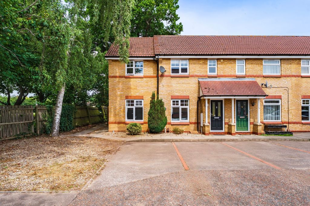 Property photo 1 of 19