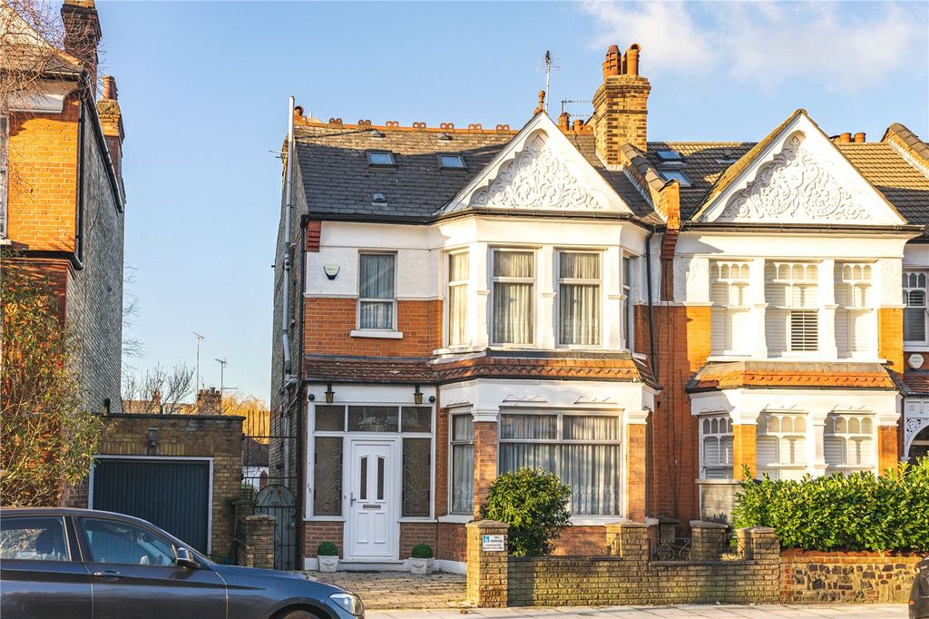 Property photo 1 of 23 Picture No. 28