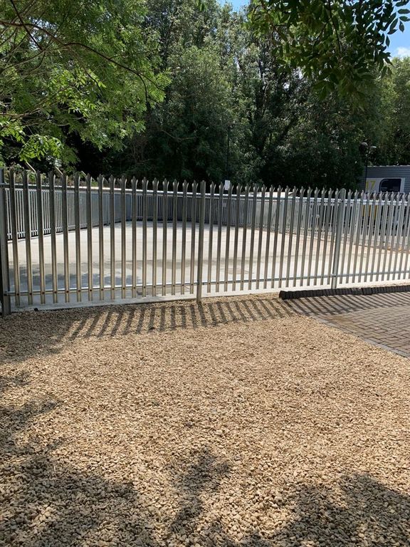 Property photo 3 of 5 Photo 5