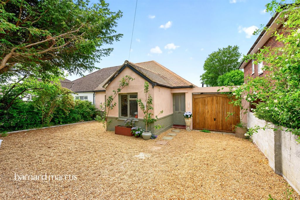 Property photo 1 of 16