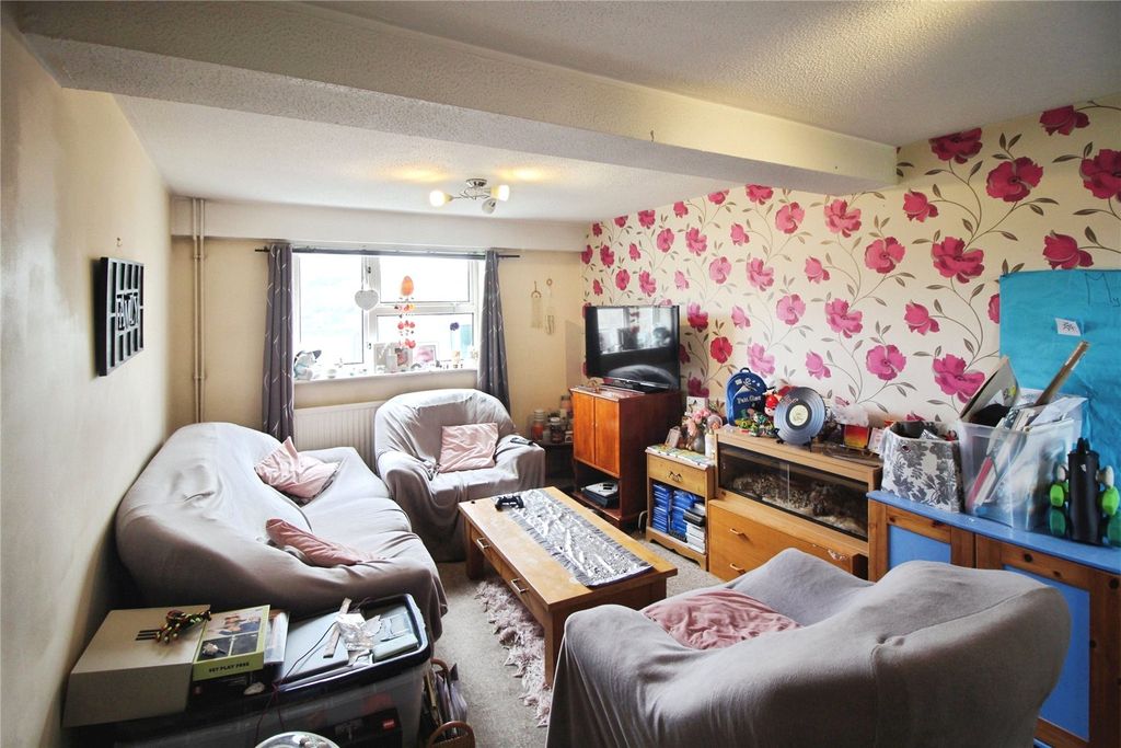 Property photo 2 of 14 Picture No. 04