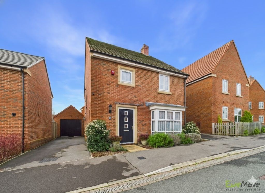 Property photo 1 of 29 Ewemove Basingstoke Estate Agents - Tubb Way - Fro