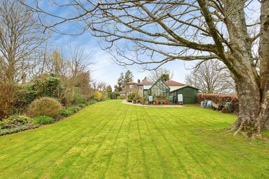 Property photo 3 of 23 Pbox-Img.Jpg