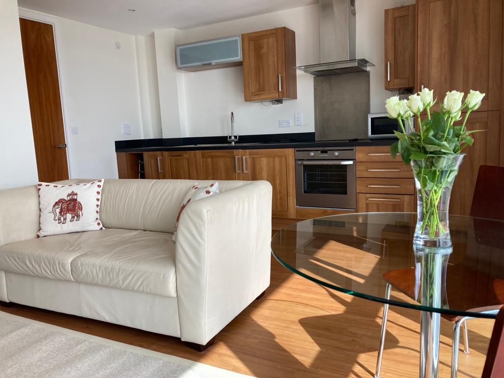 Property photo 2 of 10 Lounge