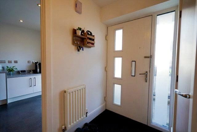 Property photo 2 of 25 Picture No. 21