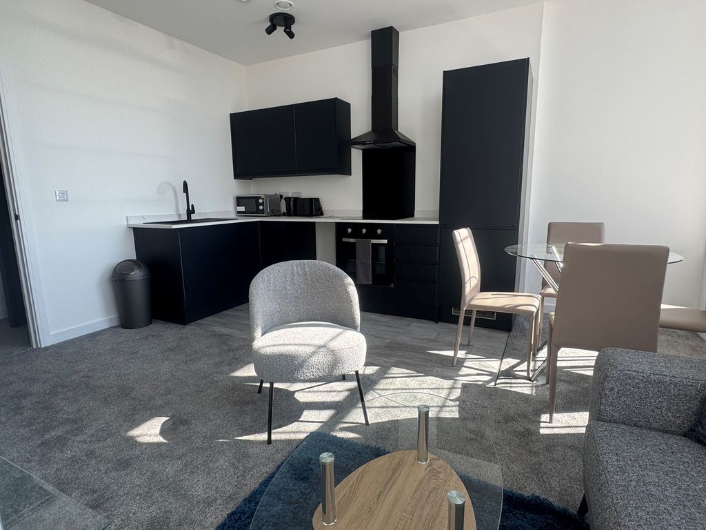 Property photo 3 of 5 Living Room