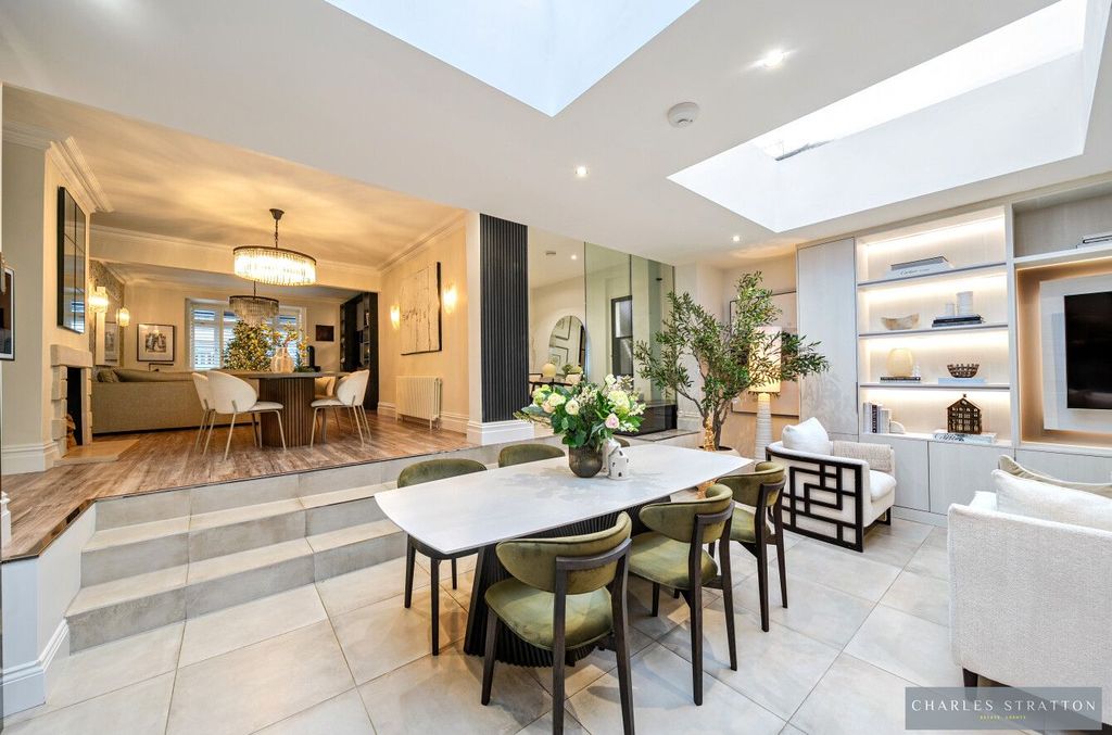 Property photo 3 of 34