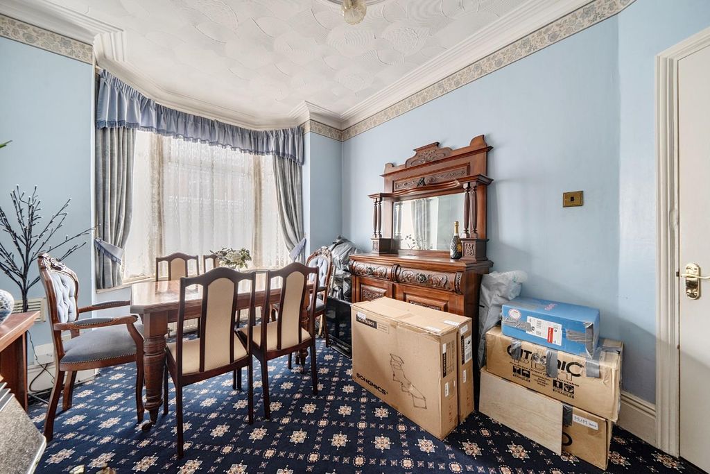 Property photo 3 of 20 1438157-9-69d7d27935493.Jpg