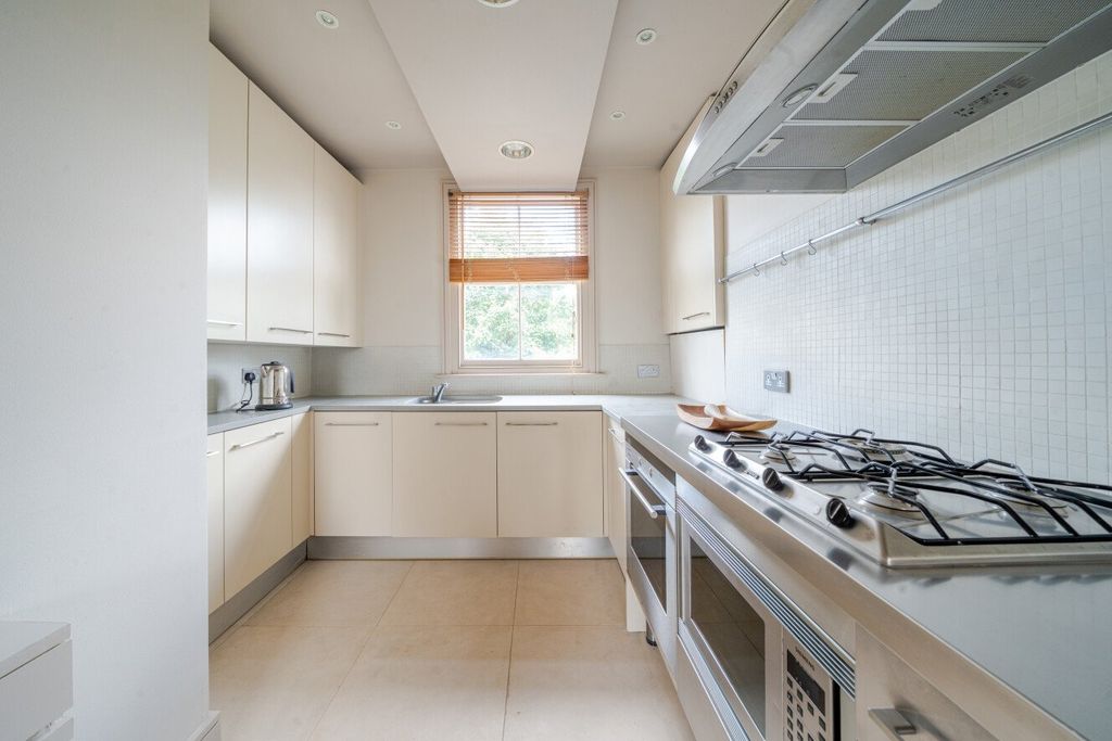 Property photo 2 of 12 Picture No. 04