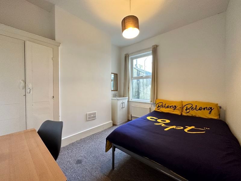 Property photo 3 of 13 Photo 18