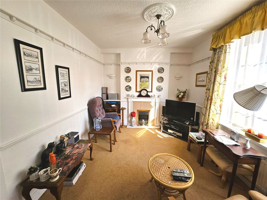 Property photo 3 of 18 Picture No. 10