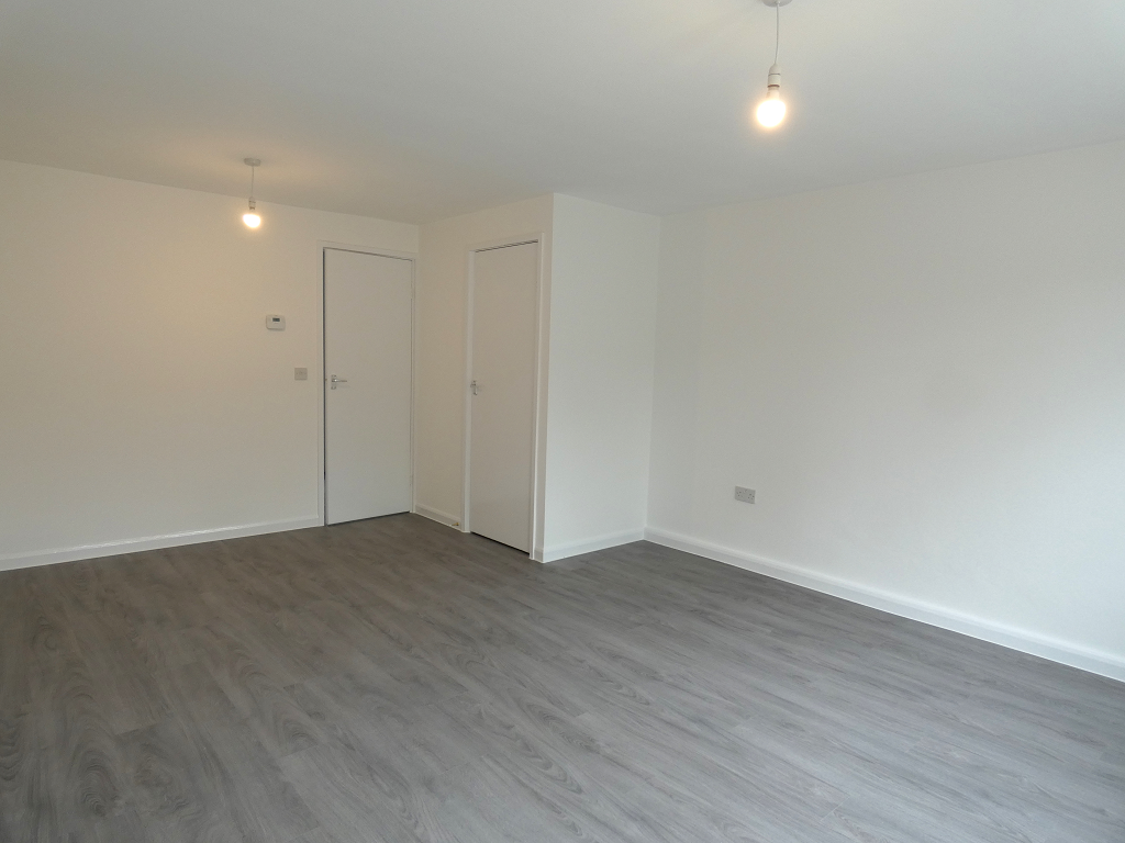 Property photo 3 of 11 Test