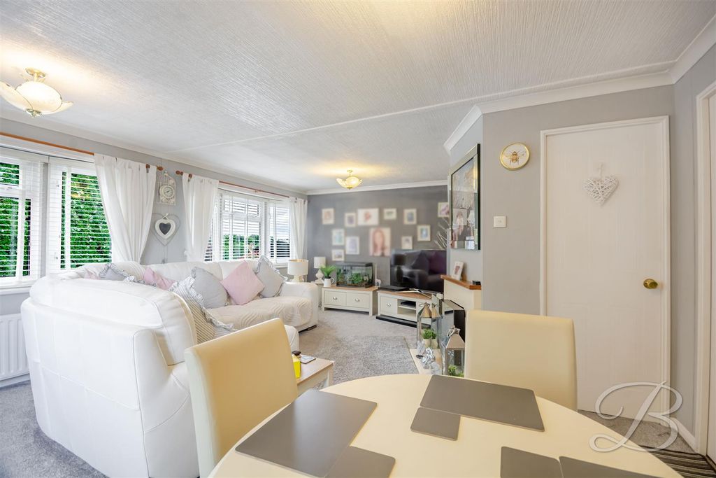 Property photo 2 of 32 Ccltd-19.Jpg