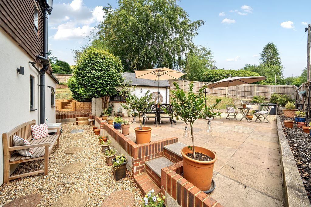 Property photo 3 of 12 3
