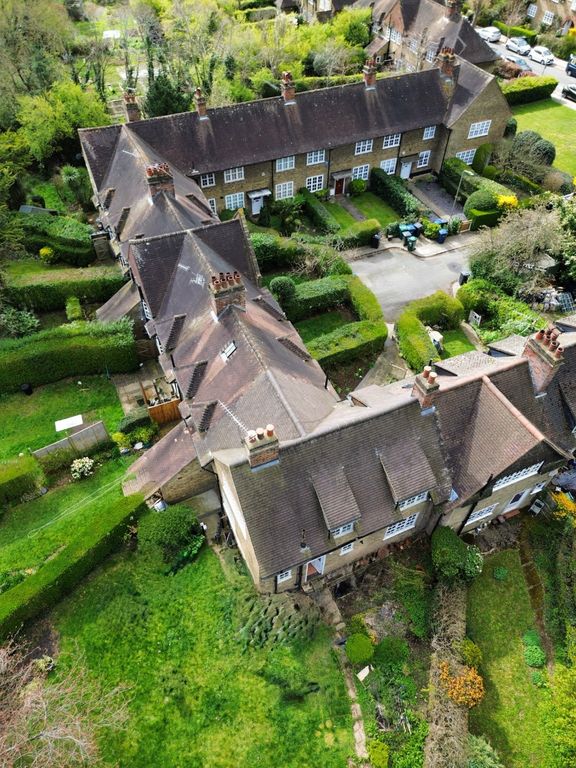 Property photo 1 of 15 4642221