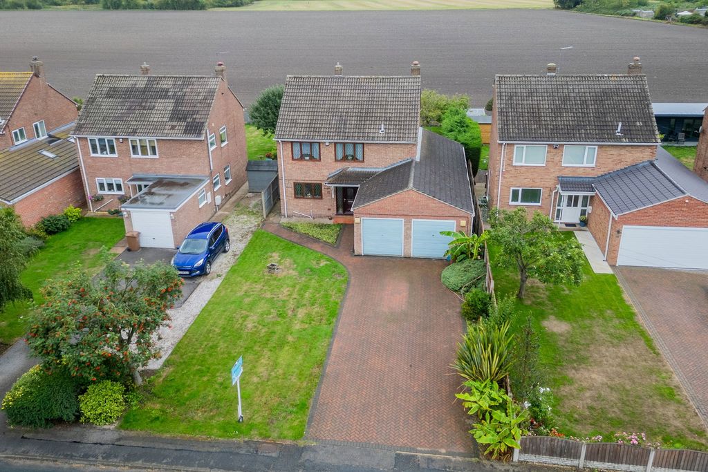 Property photo 1 of 29