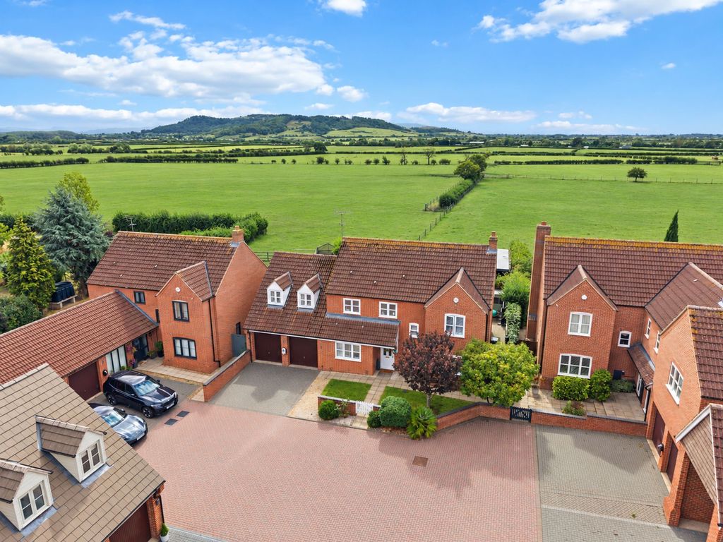 Property photo 1 of 34