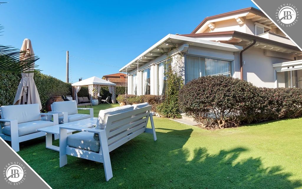 Property photo 2 of 28