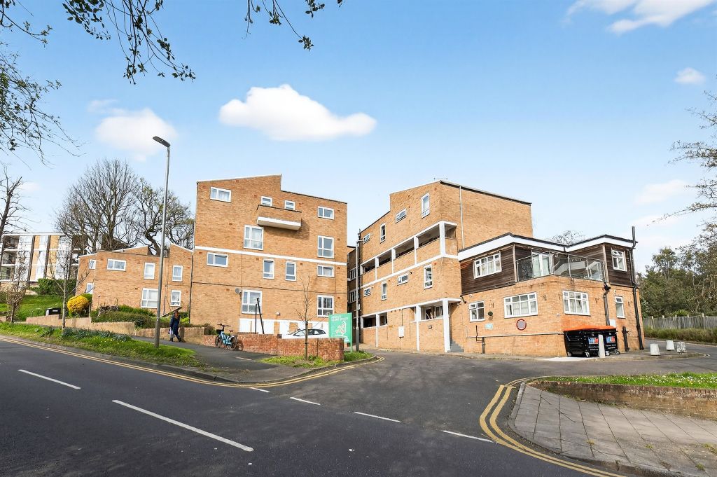 Property photo 3 of 13