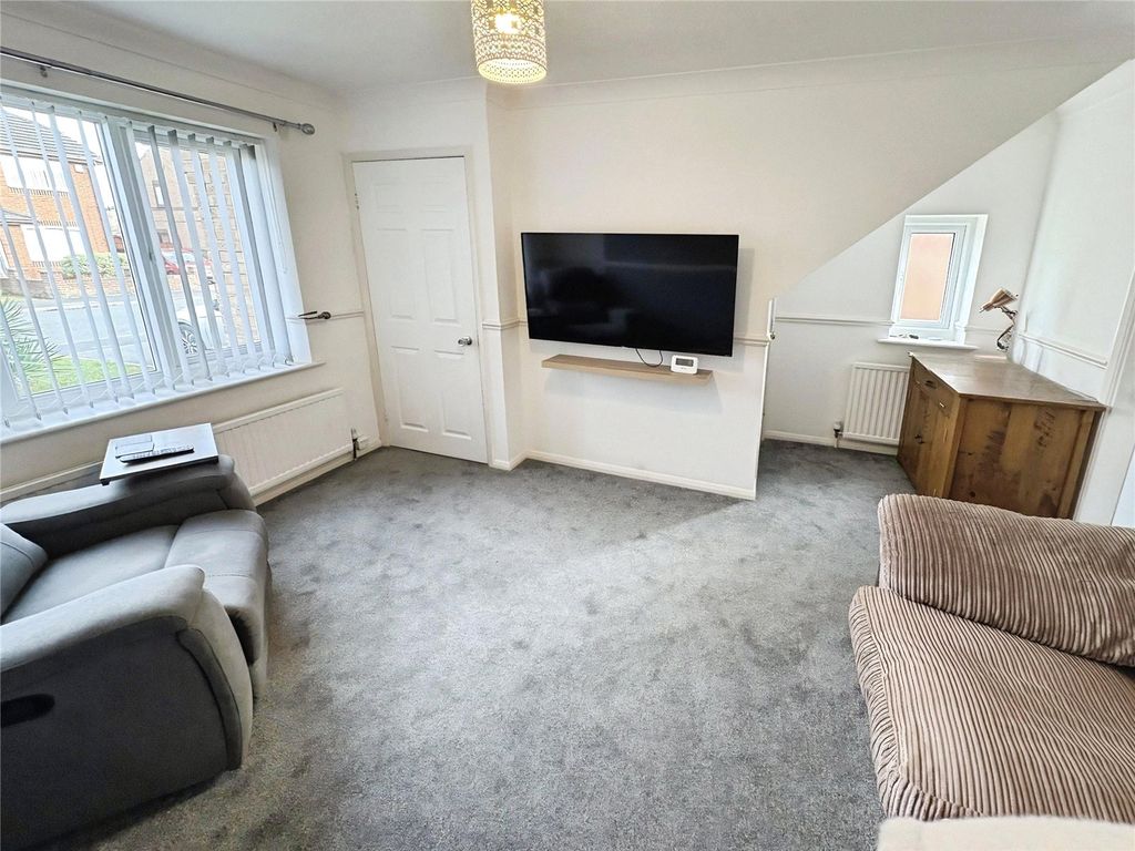 Property photo 2 of 15 Picture No. 09