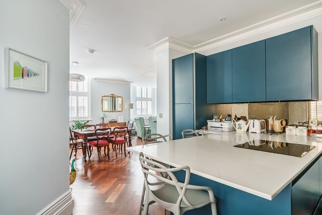 Additional image 6 of 2 bed flat for saleKings House, Queens Gardens, Hove BN3