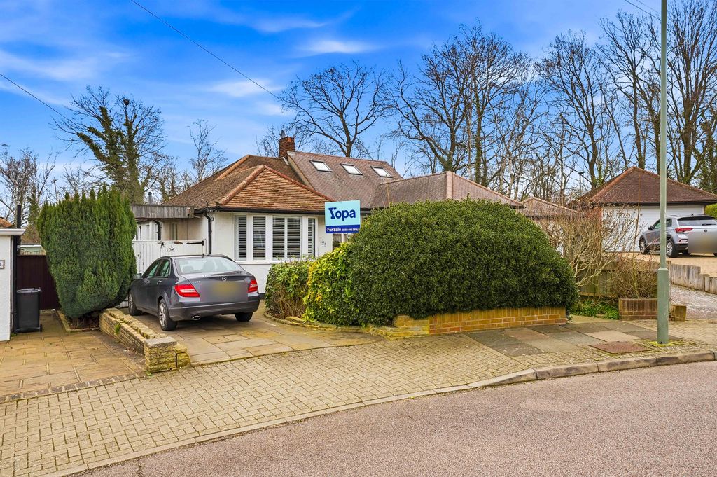 Property photo 2 of 32 597087848E18d9A145B7743c3A2Bdbc2957B9E31.Jpg