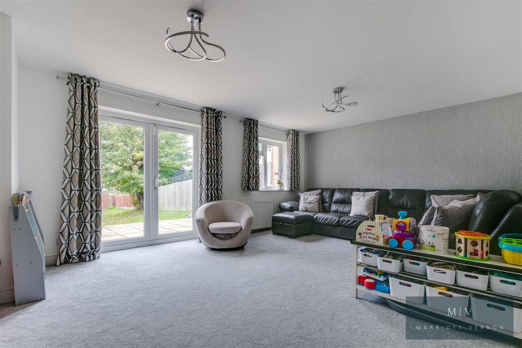 Property photo 3 of 15 Star Lane 7 MV-13.Jpg