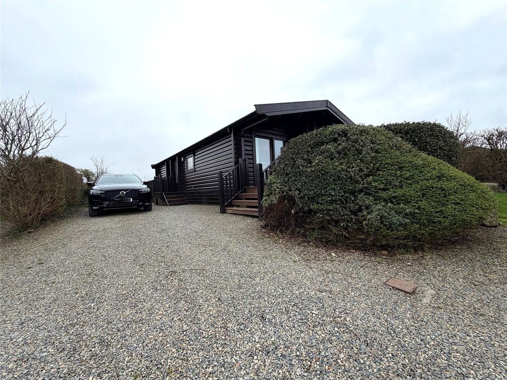 Property photo 1 of 23 Picture No. 27
