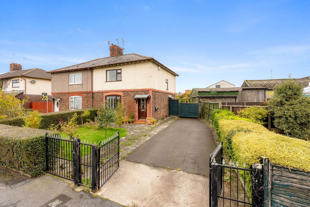 Property photo 2 of 24