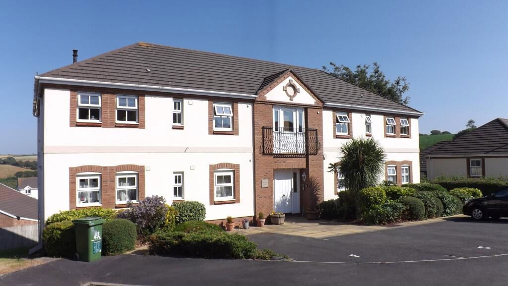 Property photo 1 of 6