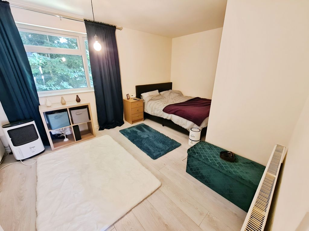 Property photo 3 of 15 Photo #3