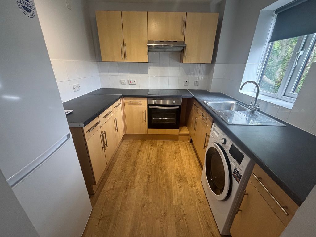 Property photo 2 of 6