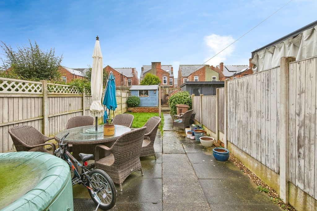 Property photo 3 of 19 Pbox-Img.Jpg