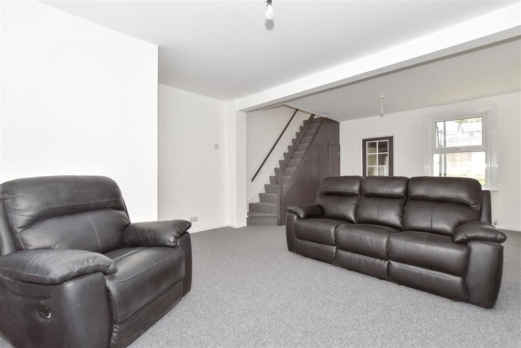 Property photo 3 of 11 Lounge/Diner